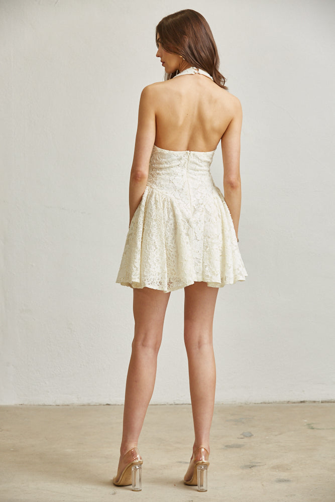 Liza – Robe en Dentelle Ornée de Perles