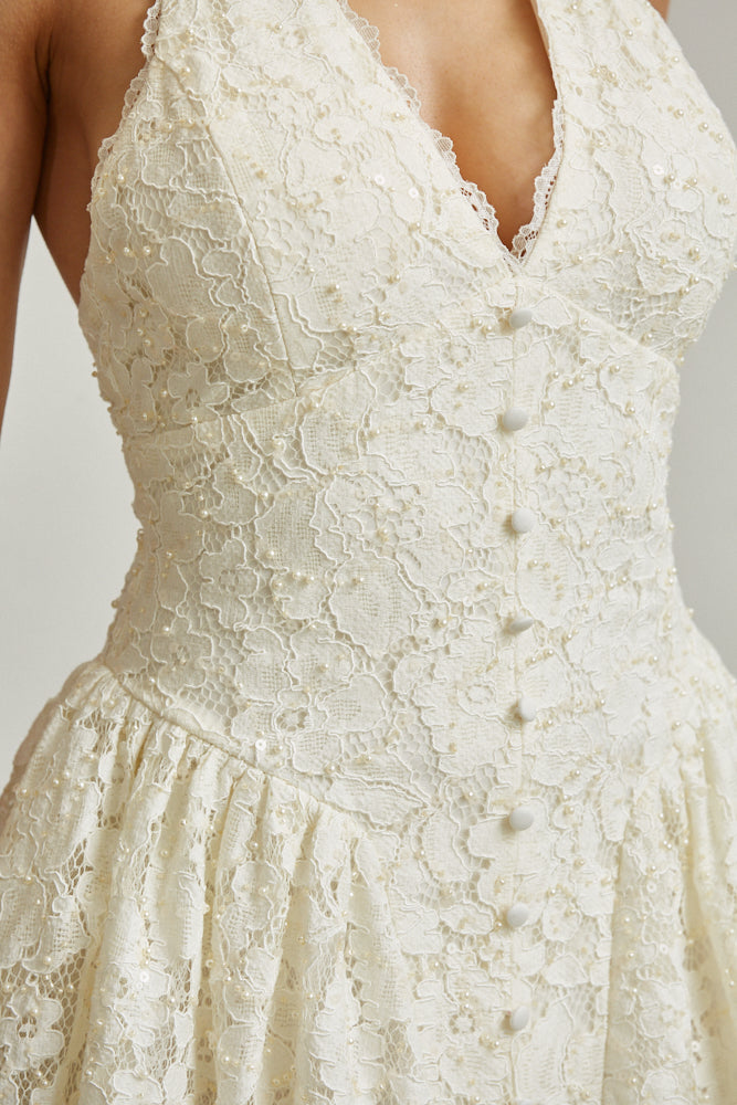 Liza – Robe en Dentelle Ornée de Perles